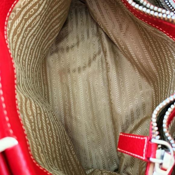 Prada Bag - Picture 6 of 8